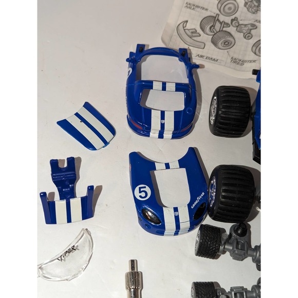 Vintage 1997 Hot Wheels Mechanix Dodge Viper RT/10  HUMMER H1 Die Cast Vehicles - Picture 3 of 10